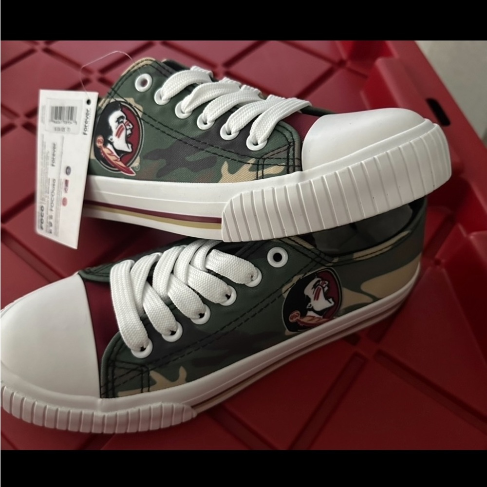 New Florida State Seminoles NCAA FSU Camouflage Athletic Sneakers women’s sz 7